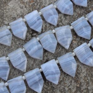 Blue Lace Agate Gemstone Faceted Briolette Beads I 10 Pieces Pentagon-shaped I Size 16--17 Mm App. I Jewelry Setting [c197]