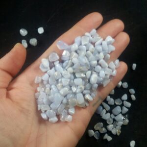 50g Blue Lace Agate Tumbled Chips Stones Polished Crystals Small Tiny Chips Pebbles Bulk Gridding Parcel Wholesale Xs Roller Ball Vial