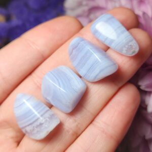 Blue Lace Agate Crystal: Authentic Tumbled Specimen (10-20mm)