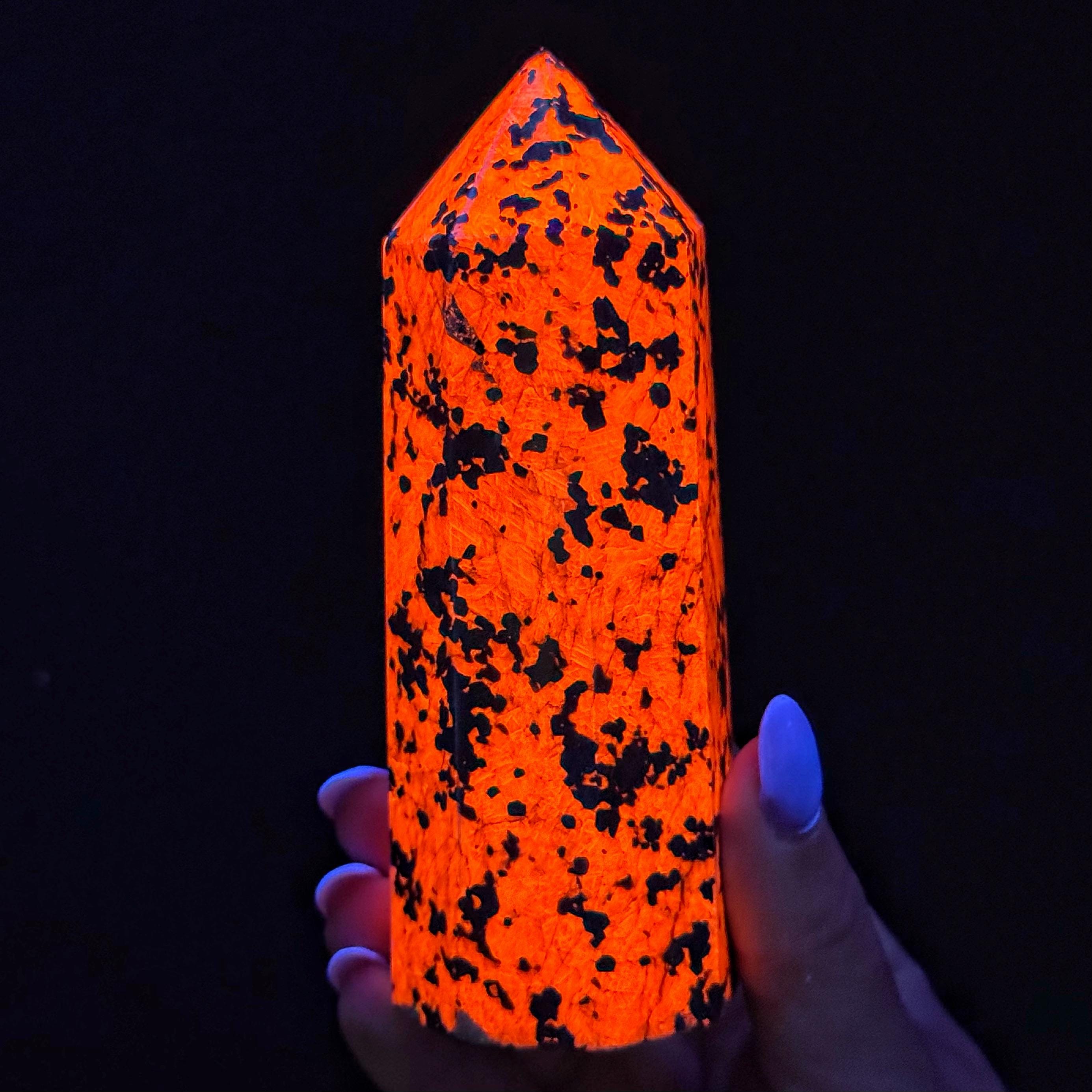 Willemite In Calcite Point | 455g | - #1 (polished Black Crystal Tower, Healing Stone, Uv Reactive)