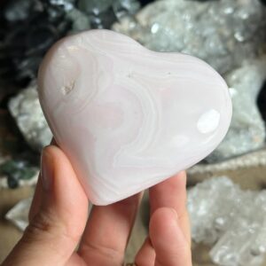 2 1/2” Pink Lace Mangano Calcite Heart, Uv Reactive 2 1/2” Pink Lace Mangano Calcite Heart, Uv Reactive