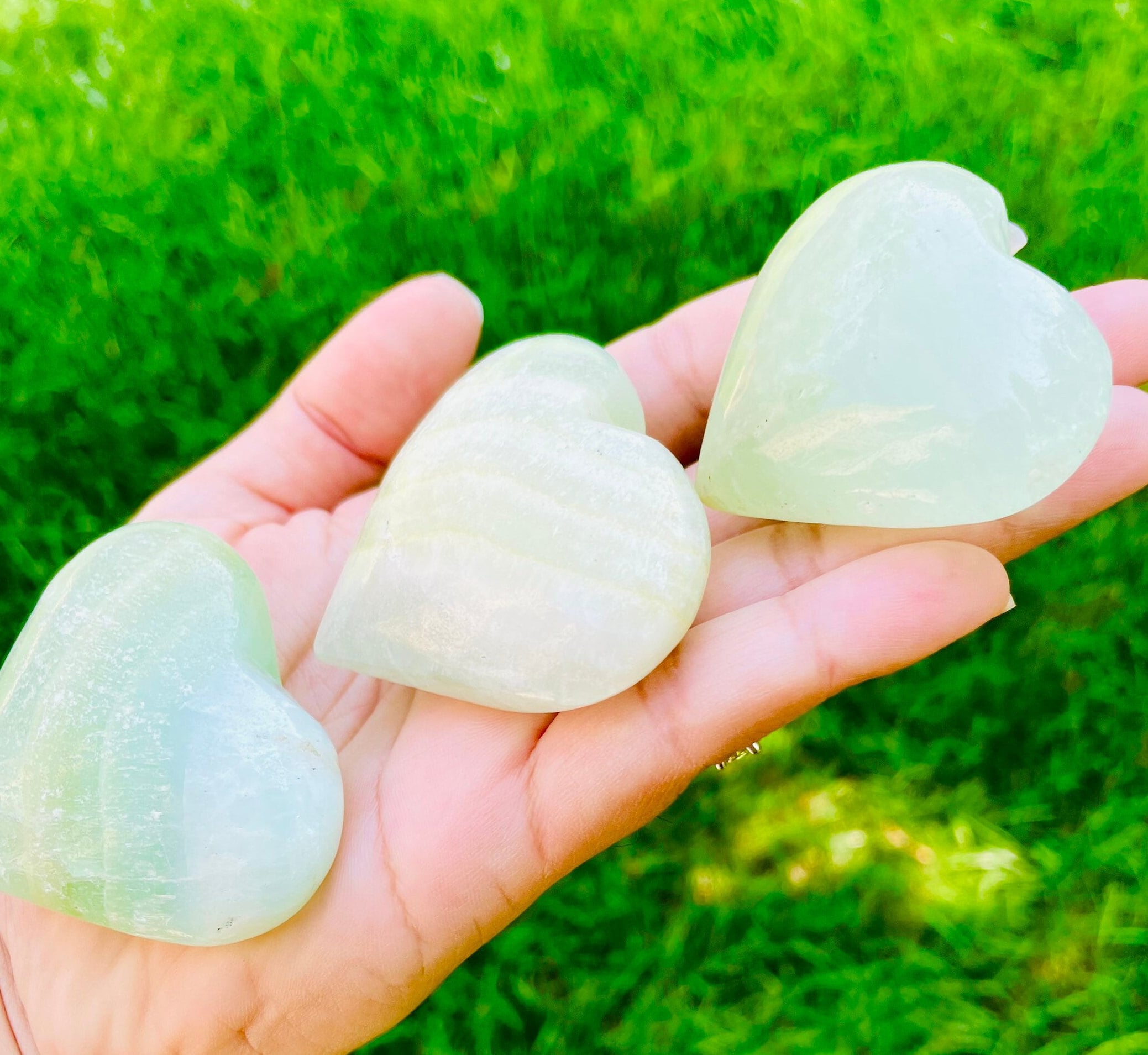 Caribbean Calcite Heart Palm Stone: Green Tumbled Gemstone