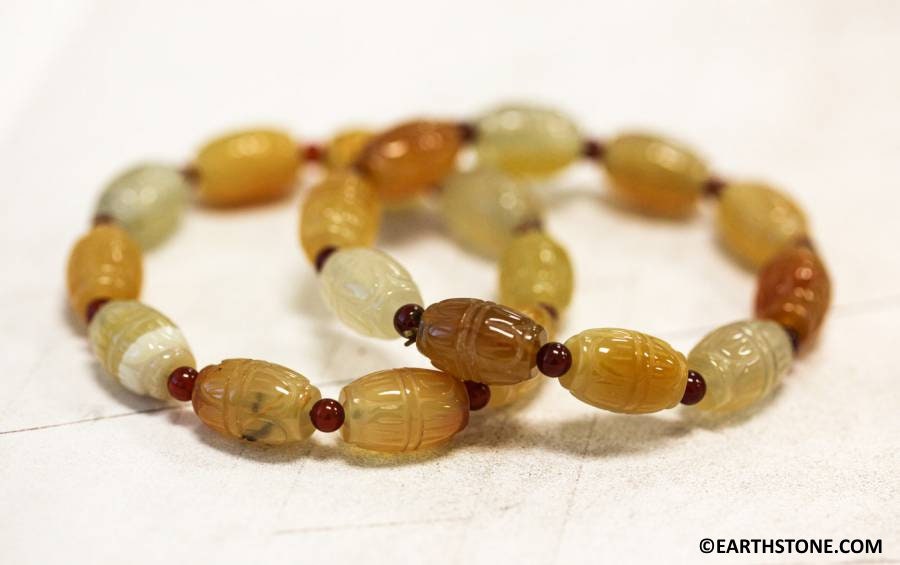 M-l / Natural Carnelian 10x14mm Carved Oval Elastic Bracelet Beautiful Carved Ancient Oval Carnelian Women Bracelet