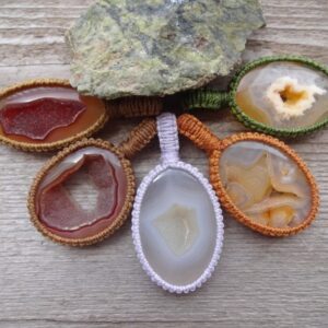 Oval Red Druzy Carnelian Macrame Necklace / Phisycal Energy And Creativity Boost / Raw Carnelian Necklace / Sacral Chakra Stone