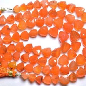 7 Inches - Natural Beautiful Vivid Faceted Carnelian Pyramid 3d Triangle Briolette - Size Is 7-9 Mm #1526