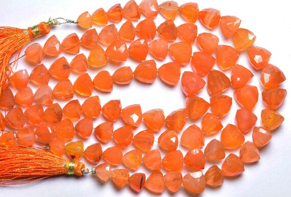 7 Inches - Natural Beautiful Vivid Faceted Carnelian Pyramid 3d Triangle Briolette - Size Is 7-9 Mm #1526