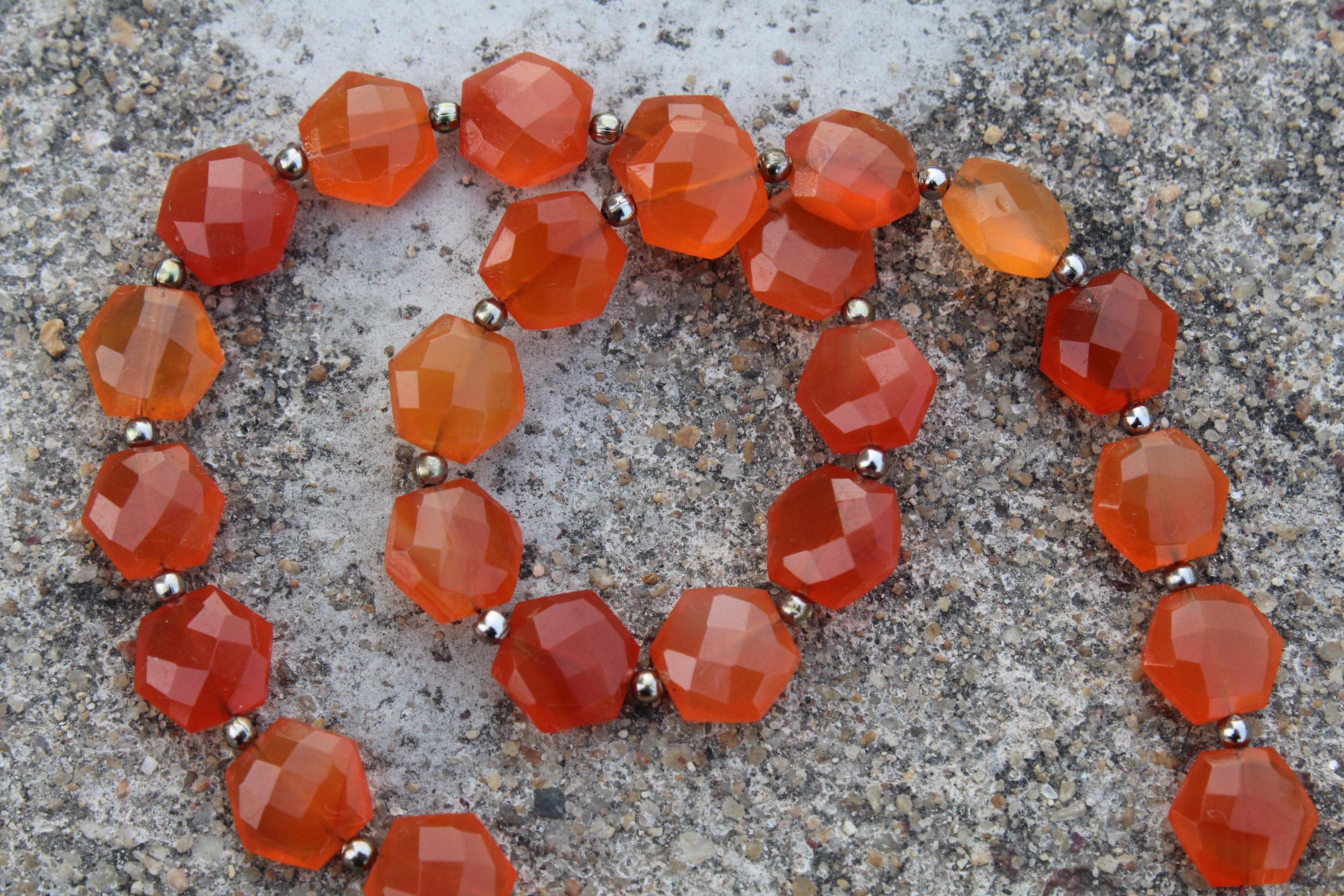 Carnelian Gemstone Faceted Briolette Beads I 12 Pieces Hexagon-shaped I Size 9x10 Mm App. I Jewelry Setting [c384]