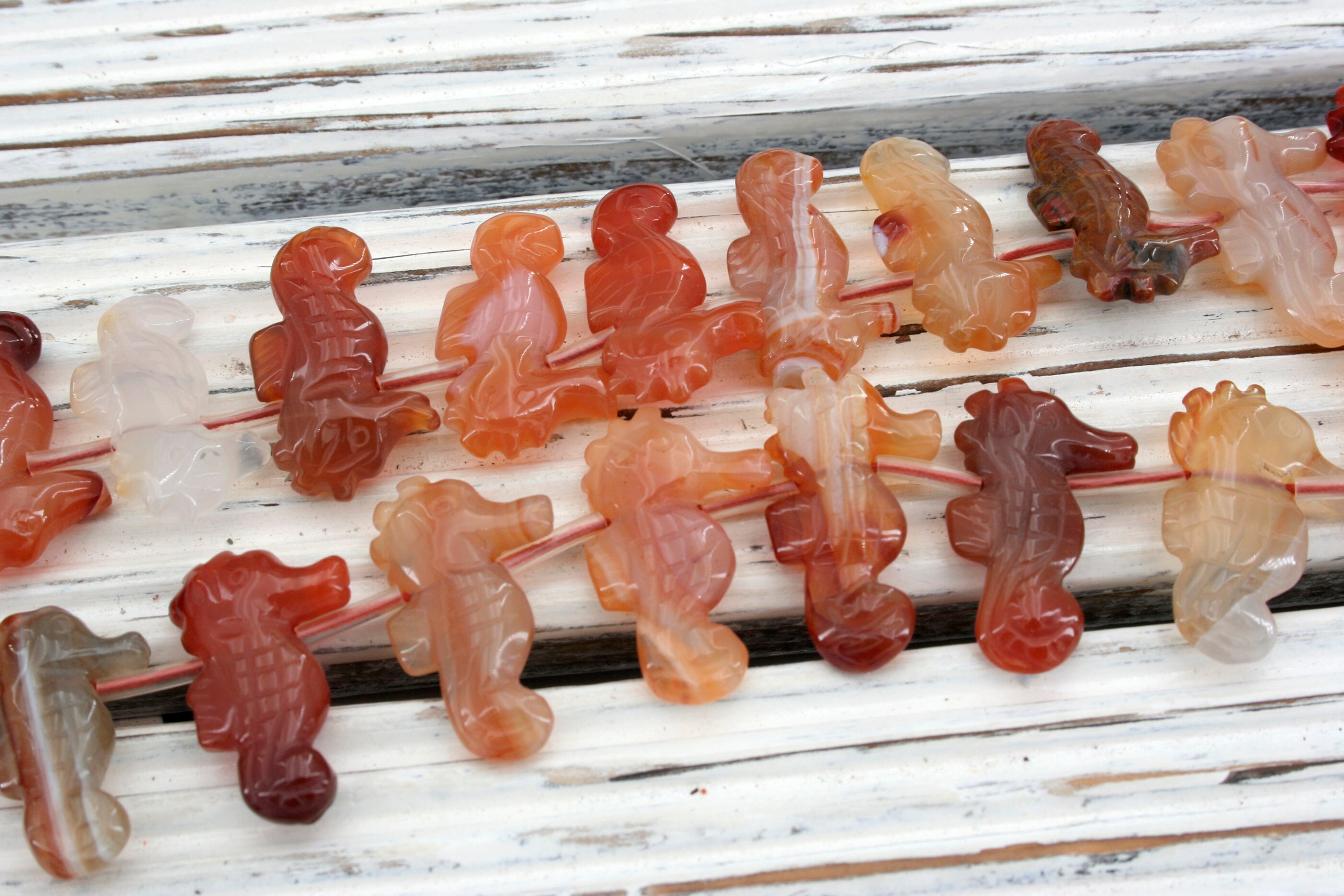 Handmade Carnelian Seahorse Beads, Unique Jewelry (etb00288) Handmade Carnelian Seahorse Beads, Unique Jewelry (etb00288)