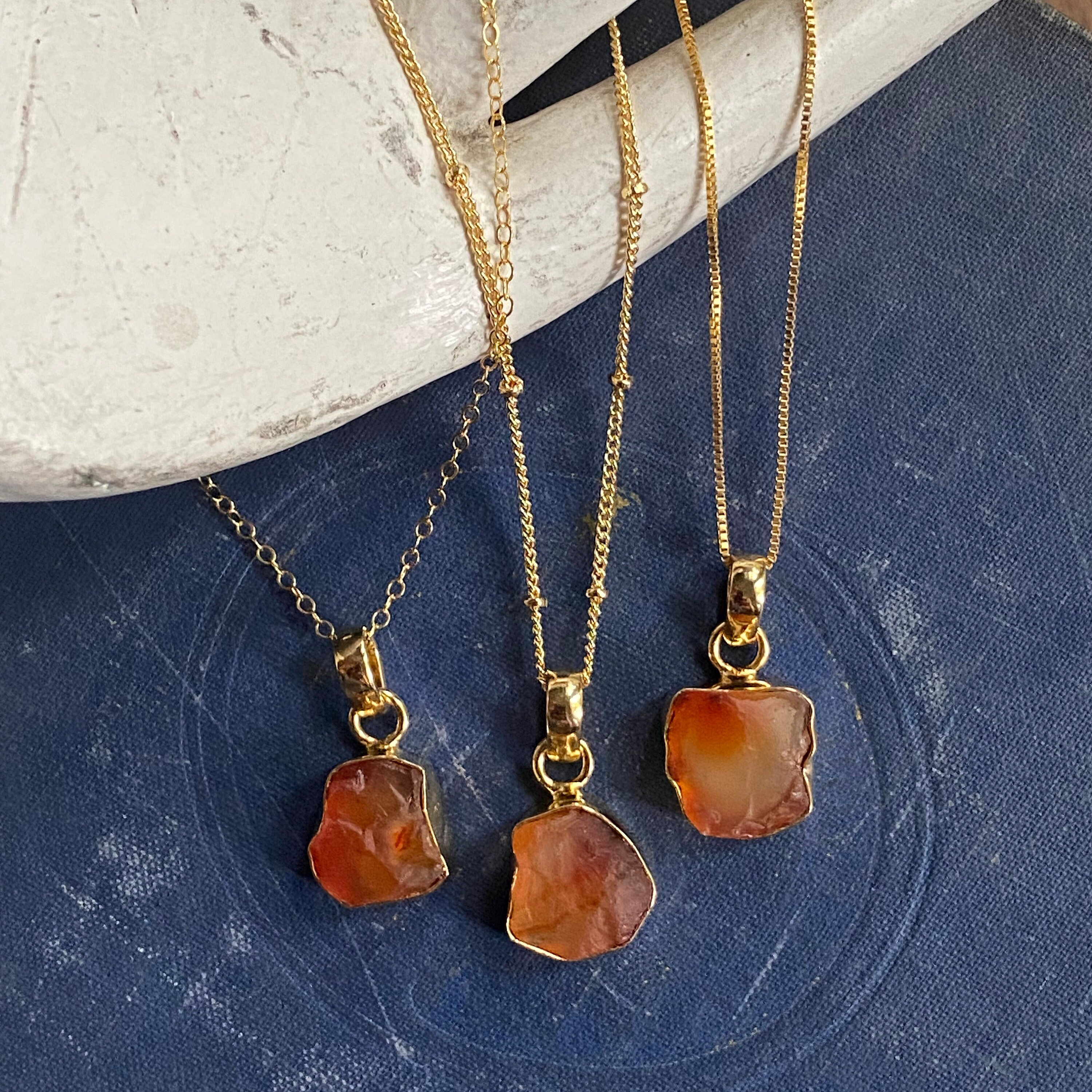 Carnelian Necklace, Carnelian Pendant Necklace, Carnelian Jewelry, Orange Crystal Necklace, Raw Carnelian Necklace, Real Gold Carnelian Necklace