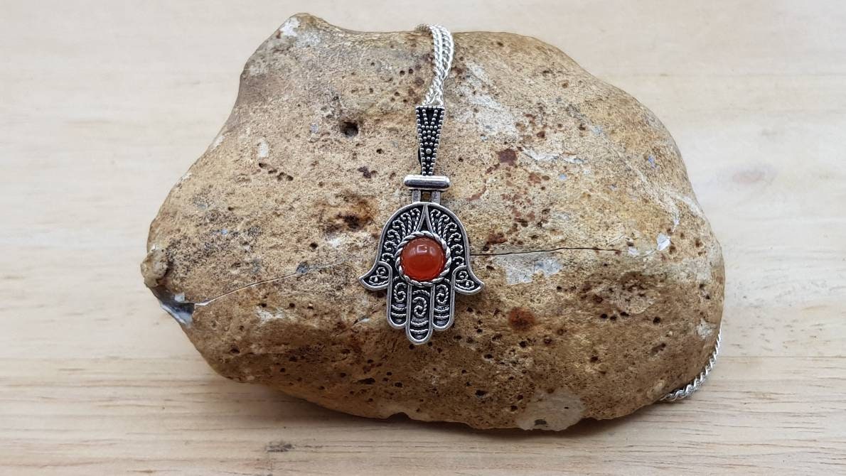 Red Carnelian Hamsa Pendant Necklace. Protection Symbol. July Birthstone. 17th Anniversary Gemstone. Reiki Jewelry Uk. 6mm Stone