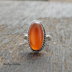 Handmade Oval Carnelian Ring: 925 Sterling Silver Statement Band Handmade Oval Carnelian Ring: 925 Sterling Silver Statement Band