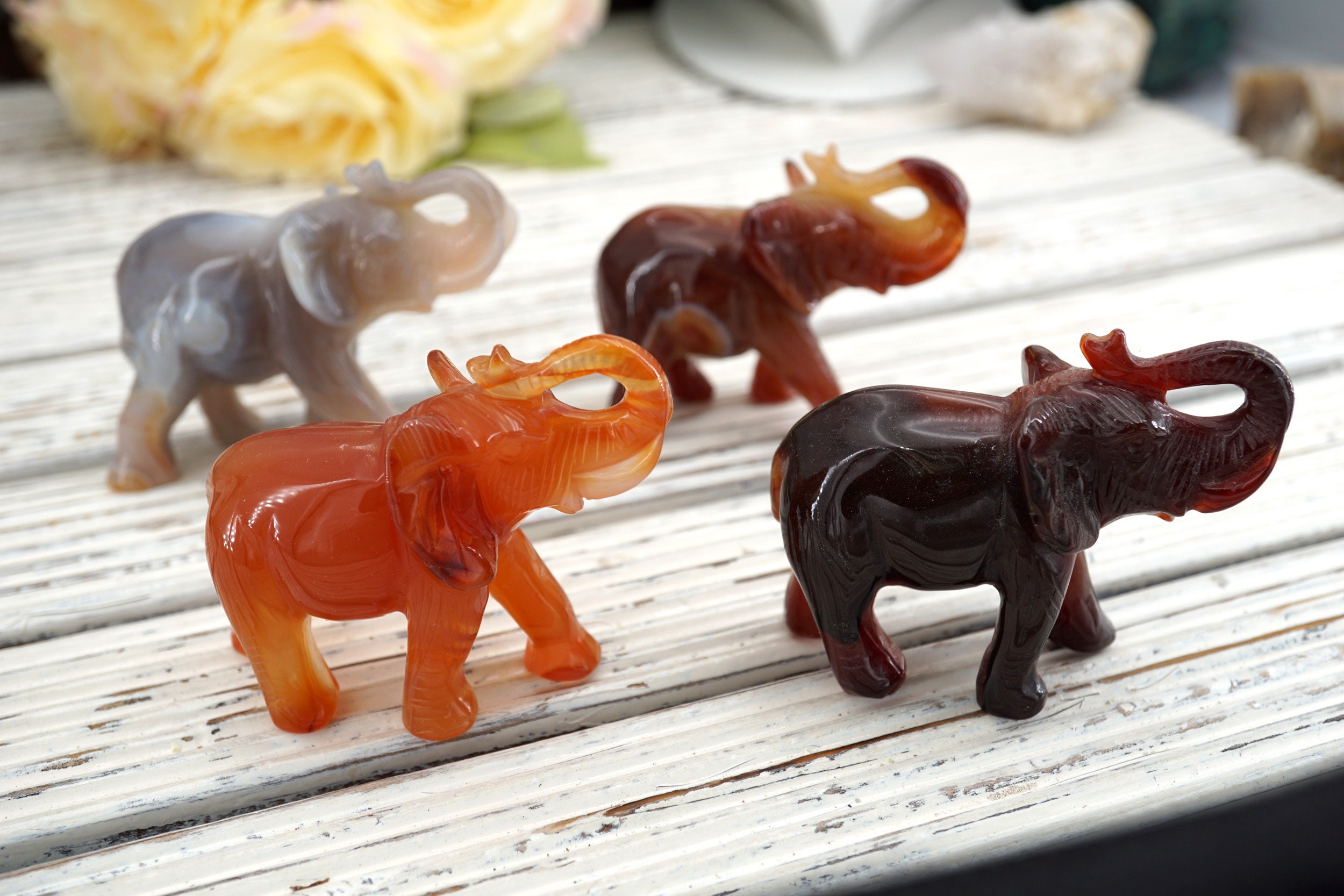 Elephant 68-72mm (ets00004)  Carnelian/carving/gemstone Sculpture