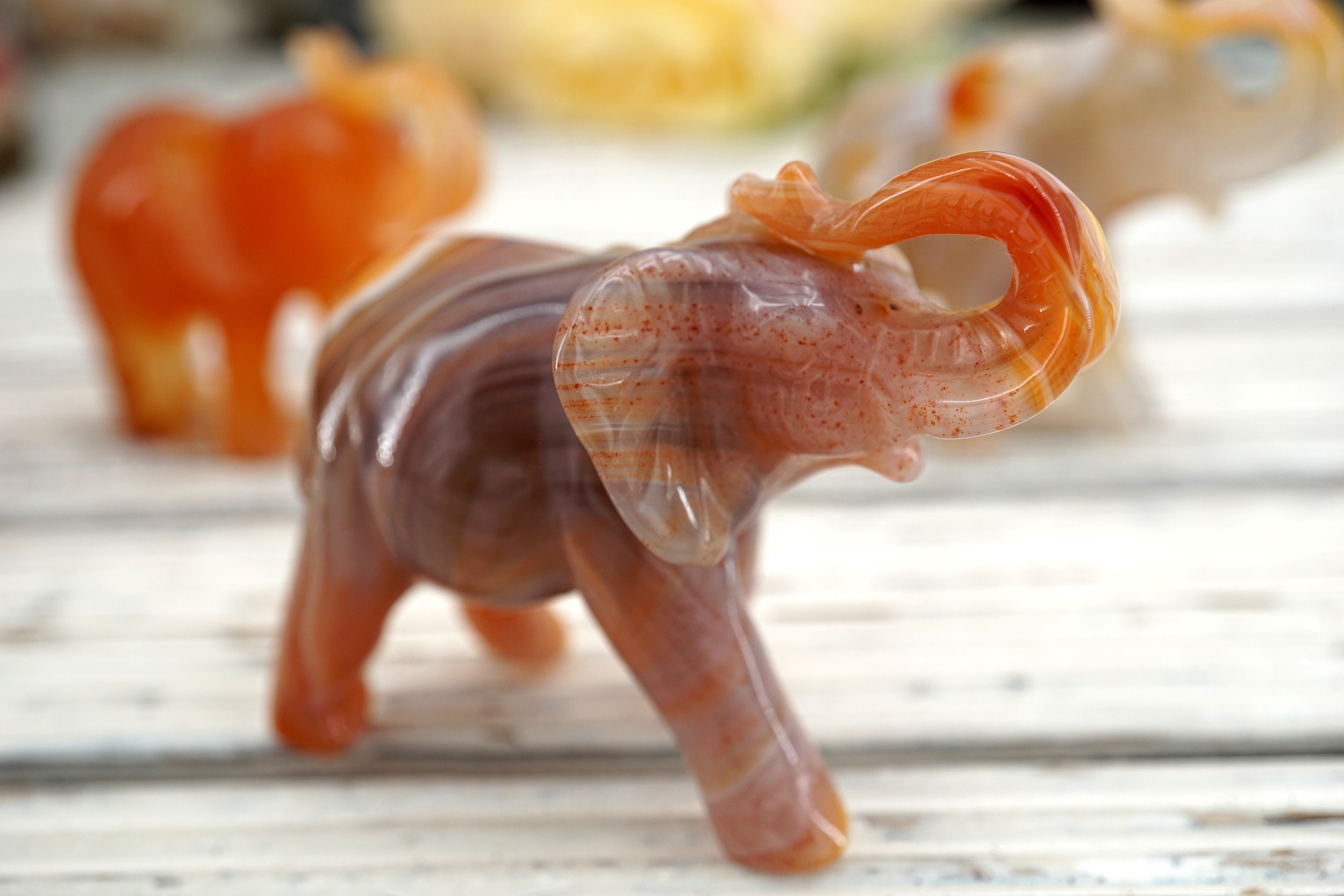 Elephant 75-80mm (ets00006)  Carnelian/carving/gemstone Sculpture