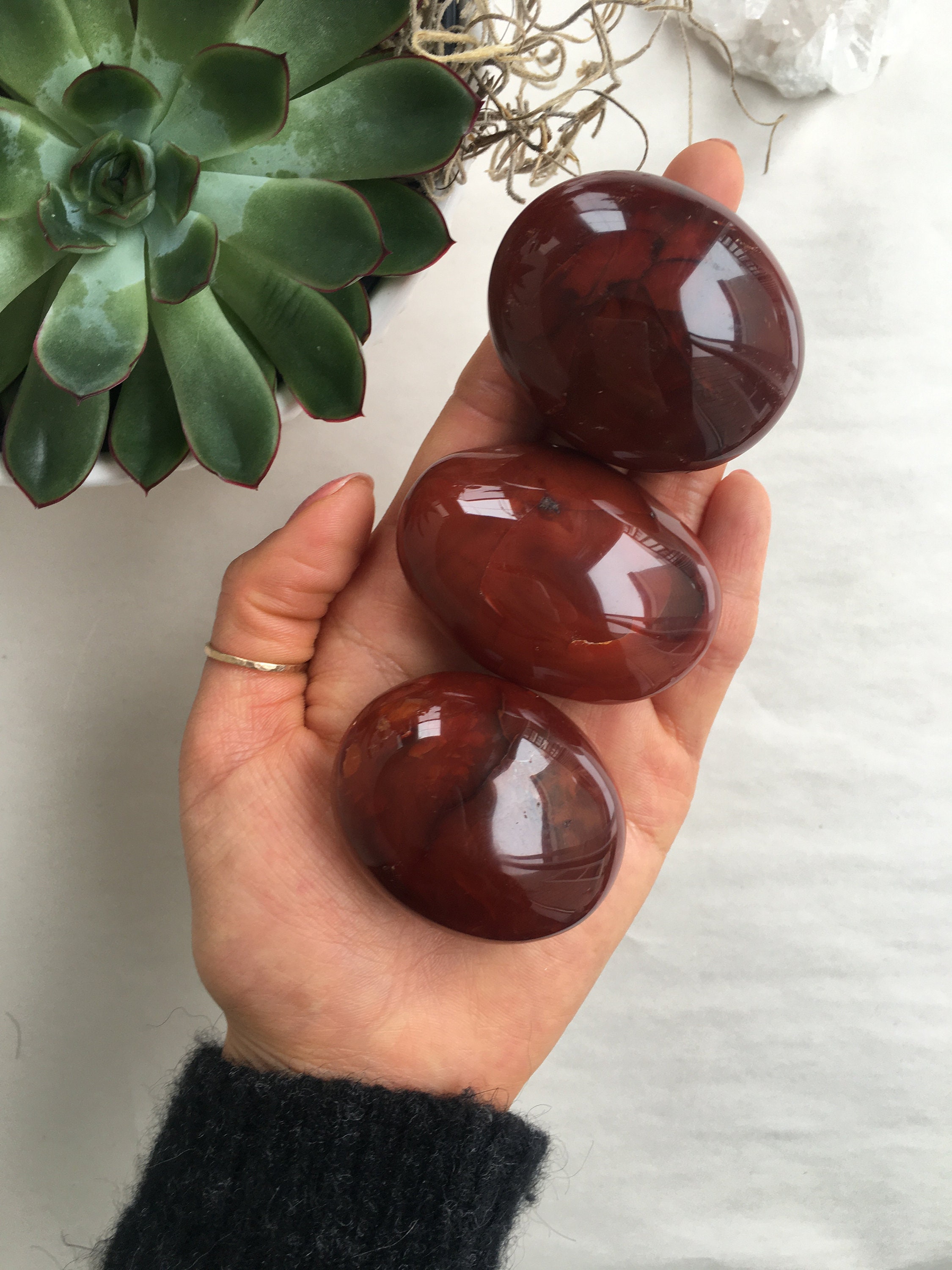 Carnelian Palmstone, Carnelian