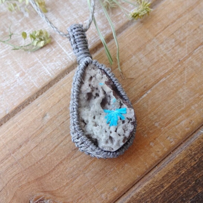 Cavansite Necklace /gemstone Pendants Macrame With Rough Minerals