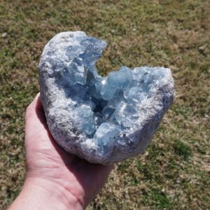 Celestite ~ Natural Crystal Cluster - Madagascar ~ 5 Pounds, 5.6 Ounces ~ 6" x 5" x 3"