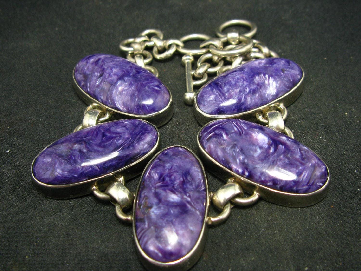Oval Charoite Aaa Quality Sterling Silver Bracelet From Russia - 8.3"