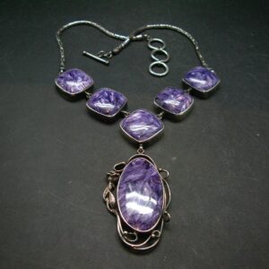 Stunning Six Stones Silky Charoite Aaa Quality Sterling Silver Necklace From Russia - 17" Stunning Six Stones Silky Charoite Aaa Quality Sterling Silver Necklace From Russia - 17"