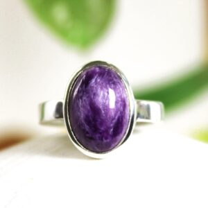 Small Oval Charoite Ring: 925 Sterling Silver, Size 8-8.5 Small Oval Charoite Ring: 925 Sterling Silver, Size 8-8.5