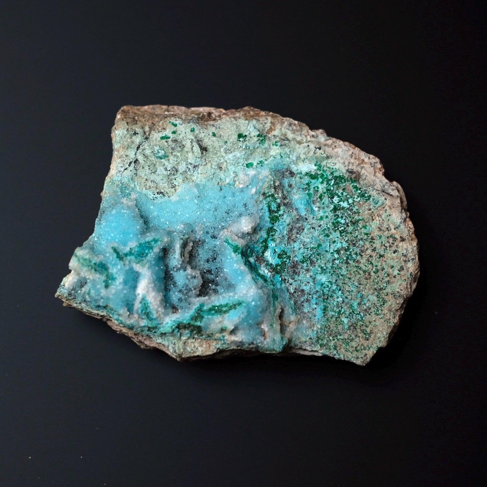 Druzy Chrysocolla Specimen | Raw Chrysocolla Crystal Druzy Chrysocolla Specimen | Raw Chrysocolla Crystal