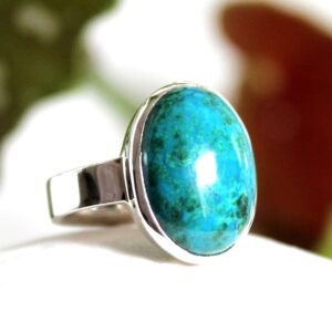 Chrysocolla Cabochon Ring: Sterling Silver Unisex Band, Size 7.5-8 Chrysocolla Cabochon Ring: Sterling Silver Unisex Band, Size 7.5-8