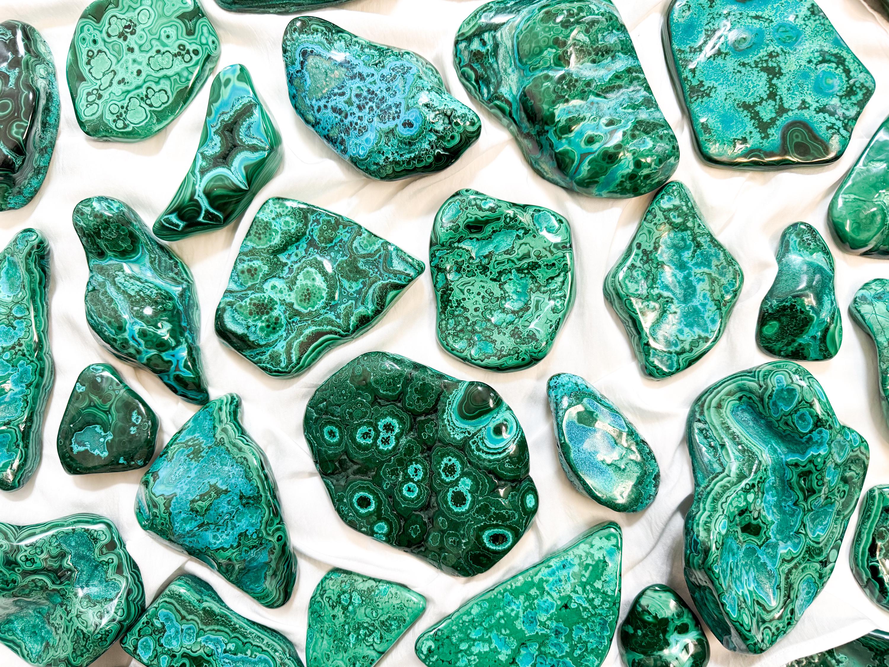 Chrysocolla Malachite Freeform – Polished Crystal For Healing & Transformation – Protection And Growth Stone Chrysocolla Malachite Freeform – Polished Crystal For Healing & Transformation – Protection And Growth Stone