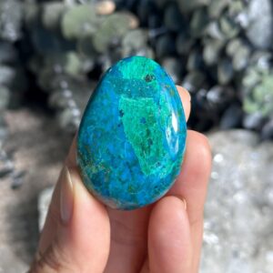 Chrysocolla palmstone, palm stone