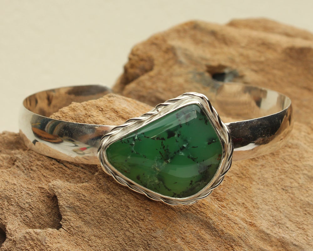 Chrysoprase Cuff Bracelet, Green Chrysoprase Cabochon, Sterling Silver