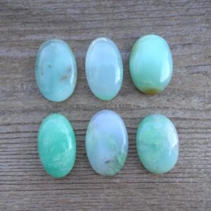 Green Chrysoprase Cabochon, Gemstone Cabochon, Oval Cabochon Green Chrysoprase Cabochon, Gemstone Cabochon, Oval Cabochon