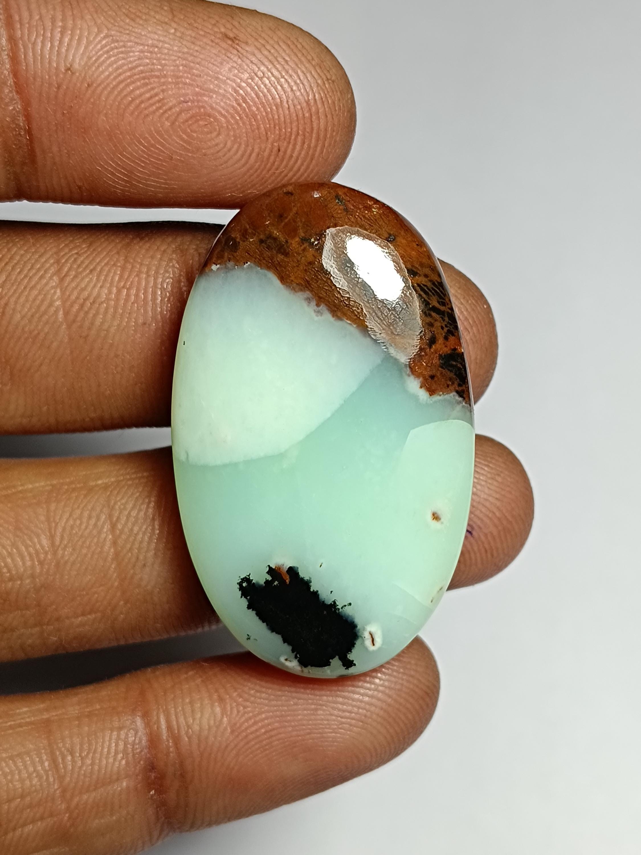 Chrysoprase Cabochon: Loose Gemstone For Jewelry Making (36x22mm, 58cts.) Chrysoprase Cabochon: Loose Gemstone For Jewelry Making (36x22mm, 58cts.)