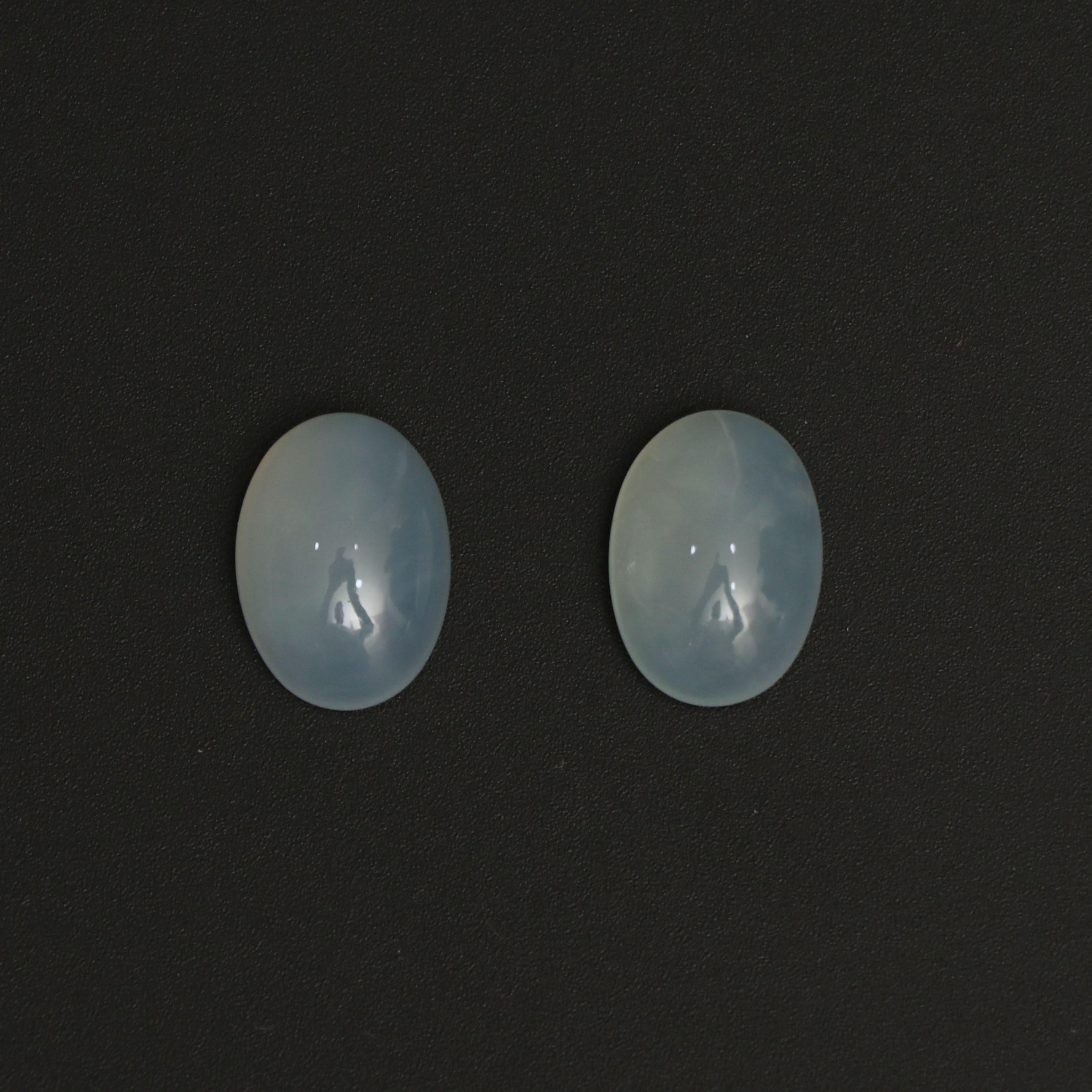 Natural Chrysoprase Smooth Oval Cabochon Gemstone | 10x14 Mm | Gemstone Cabochon | Pair ( 2 Pieces ) Natural Chrysoprase Smooth Oval Cabochon Gemstone | 10x14 Mm | Gemstone Cabochon | Pair ( 2 Pieces )