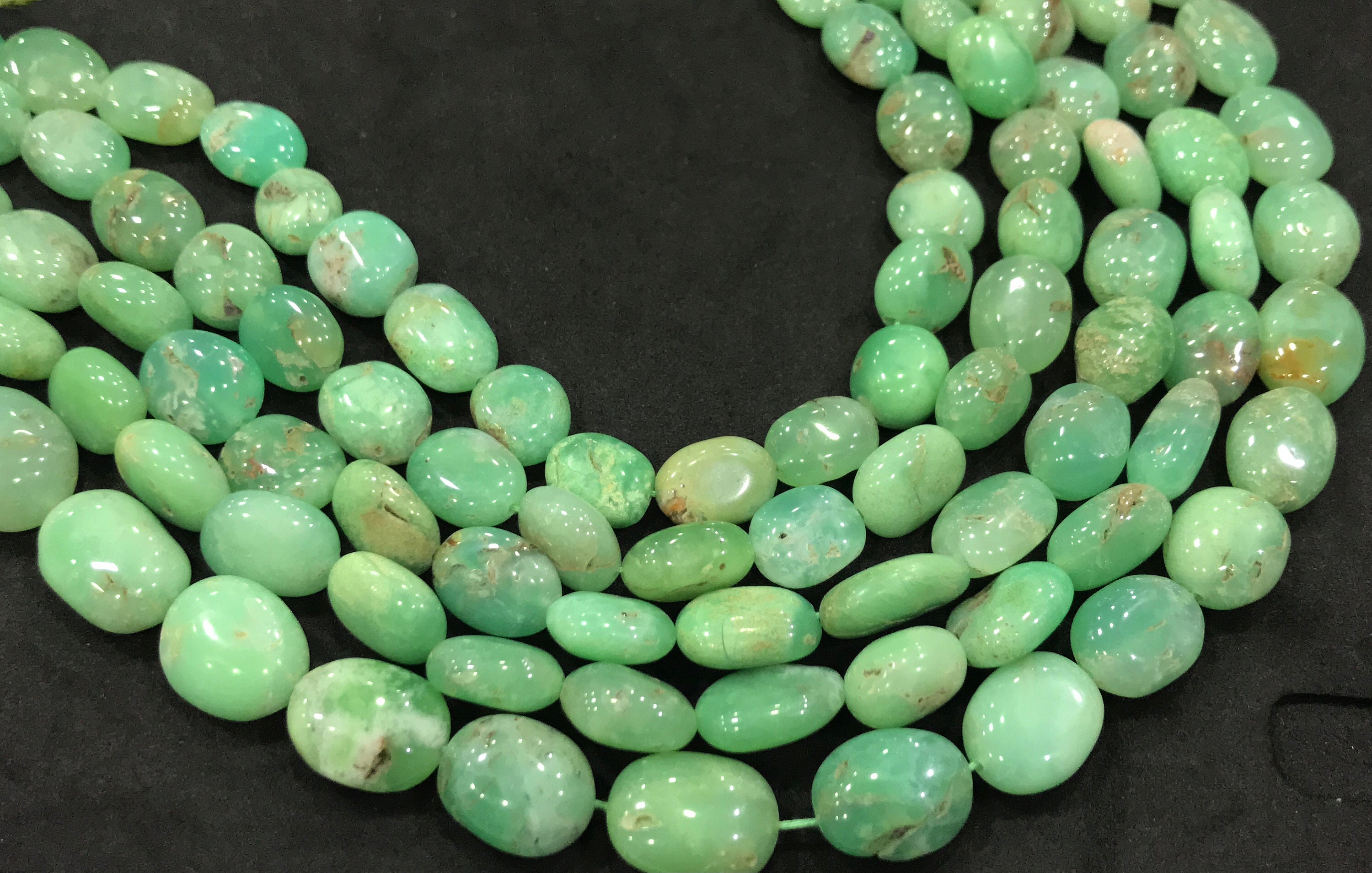 Beautiful Natural Hand Cut Chrysoprase Oval Smooth Nugget Beads 10-12 Mm Approx 13 Inches Mala Beads High Quality Beads For Sale Beautiful Natural Hand Cut Chrysoprase Oval Smooth Nugget Beads 10-12 Mm Approx 13 Inches Mala Beads High Quality Beads For Sale