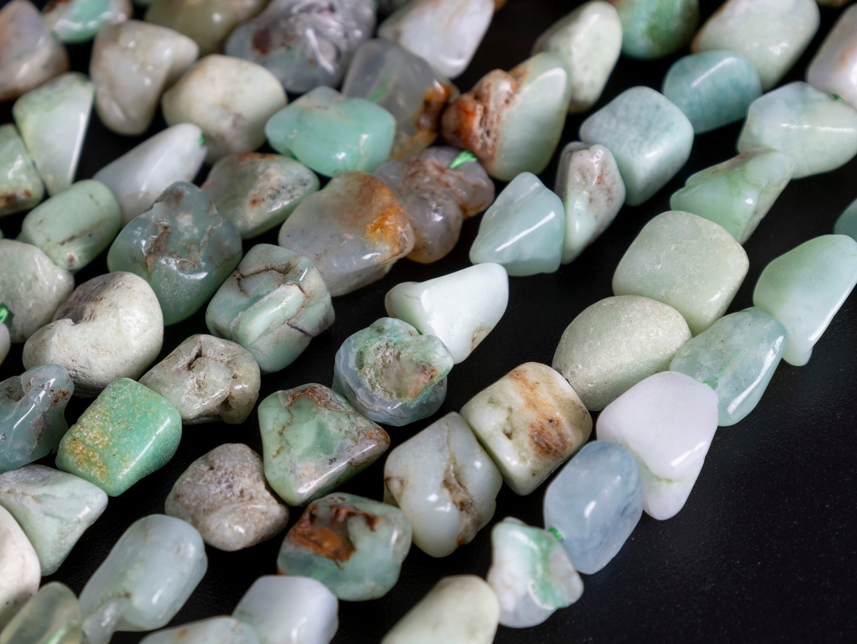 Genuine Natural Chrysoprase / Australian Jade Gemstone Beads 6-8mm Green Brown Pebble Nugget A Quality Loose Beads (108458)