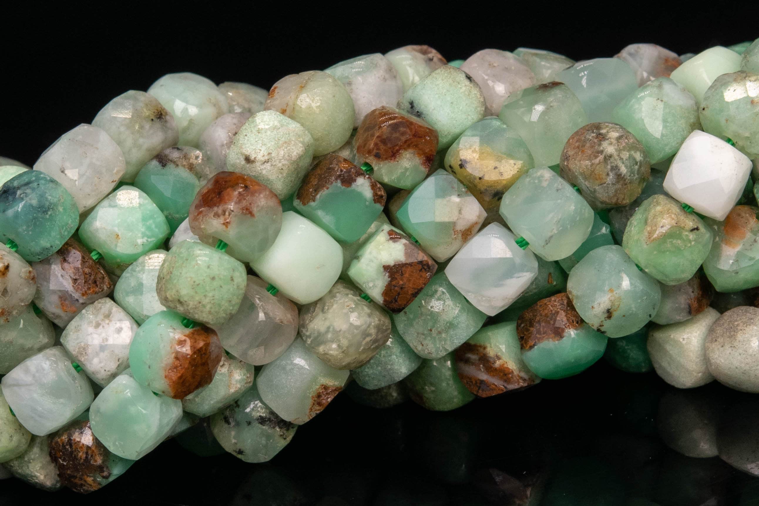 4-5mm Green Chrysoprase Beads Faceted Cube Grade Aaa Genuine Natural Gemstone Loose Beads 15" / 7.5" Bulk Lot Options (111739)
