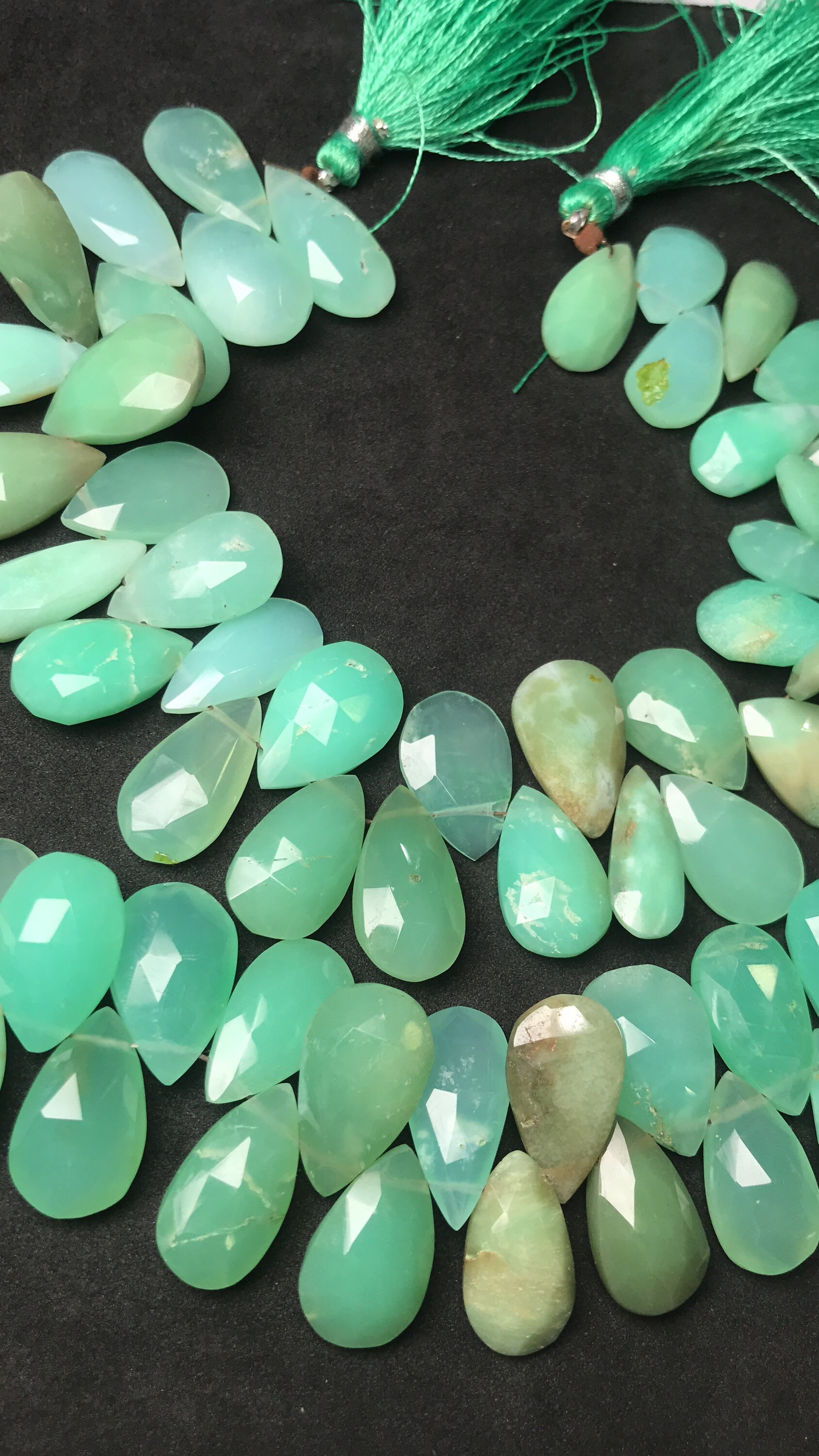 Beautiful Natural Chrysoprase Long Pear Faceted Beads, 7.5 Inches Strand Chrysoprase 10/15-11/18.5 Mm Approx Beads