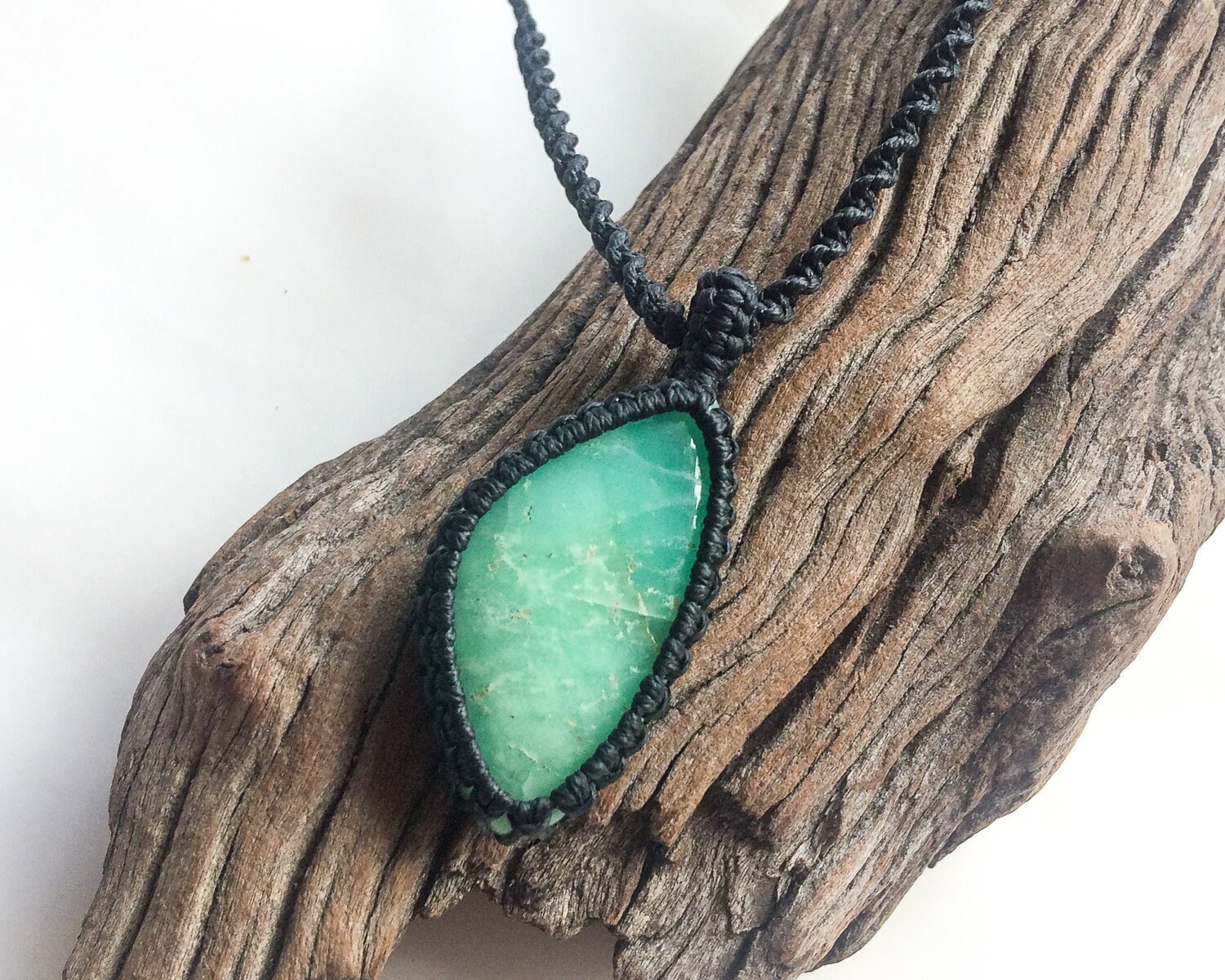 Chrysoprase Necklace, Green Chrysoprase Stone Macrame Necklace, Asymmetrical Drop Shape, Natural Stone, Adjustable Macrame Necklace, Unisex