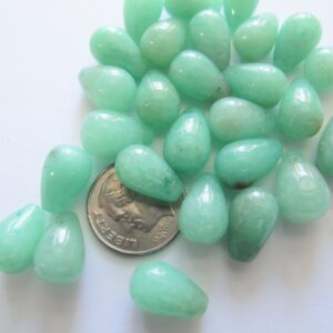Green created Chrysoprase pear drop beads 8x12mm. Green gemstone beads. Earrings making 10 beads Green created Chrysoprase pear drop beads 8x12mm. Green gemstone beads. Earrings making 10 beads