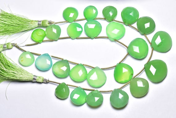 Lime Chalcedony Heart Beads - 7.5 Inches - Natural Chrysoprase Color Chalcedony Shaded Smooth Faceted Heart Briolette - Size Is 11-19mm #540 Lime Chalcedony Heart Beads - 7.5 Inches - Natural Chrysoprase Color Chalcedony Shaded Smooth Faceted Heart Briolette - Size Is 11-19mm #540