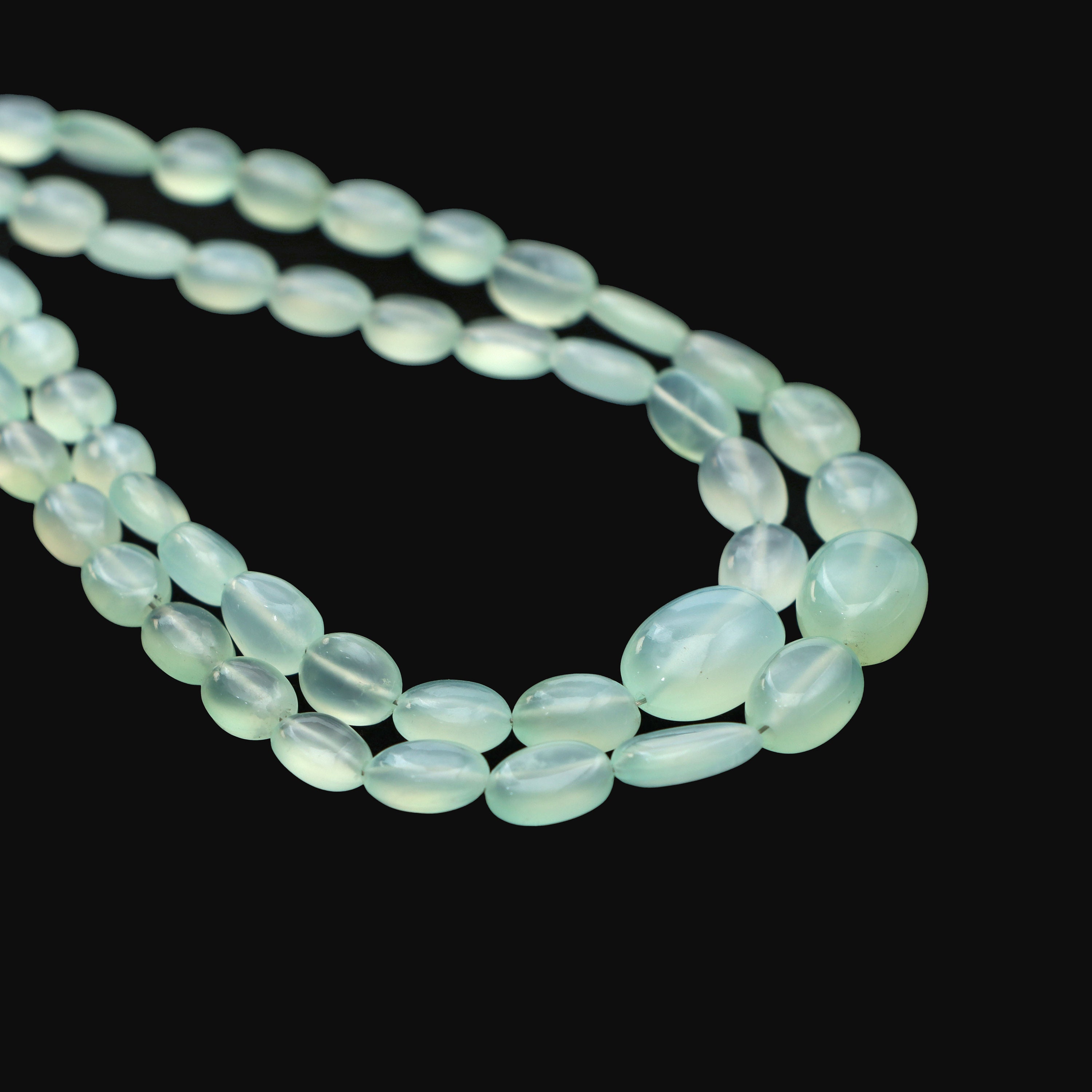 Chrysoprase Smooth Oval Beads, 4x5 Mm To 6x8.5 Mm, Plain Chrysoprase Beads, Oval Shape Chrysoprase, 17.5 Inches Strand, Price Per Strand