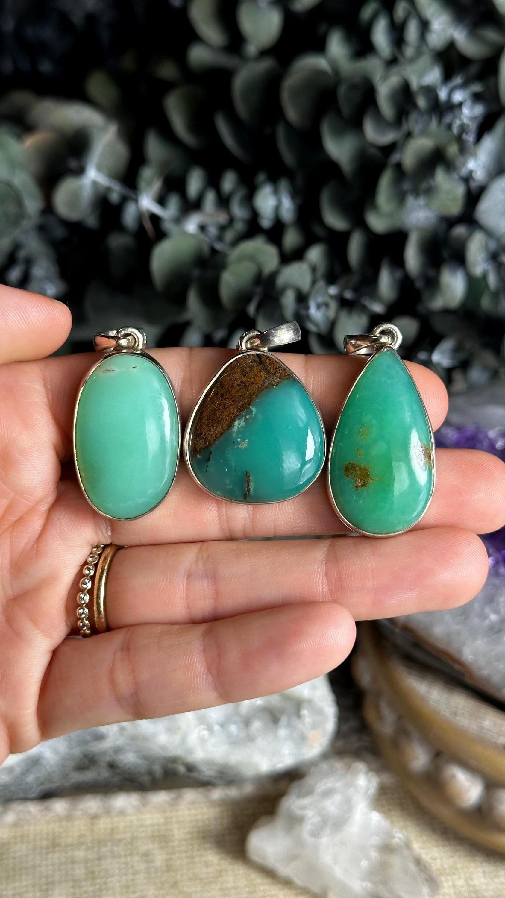 Chrysoprase Pendant: Sterling Silver Necklace, 18 Inch Chain