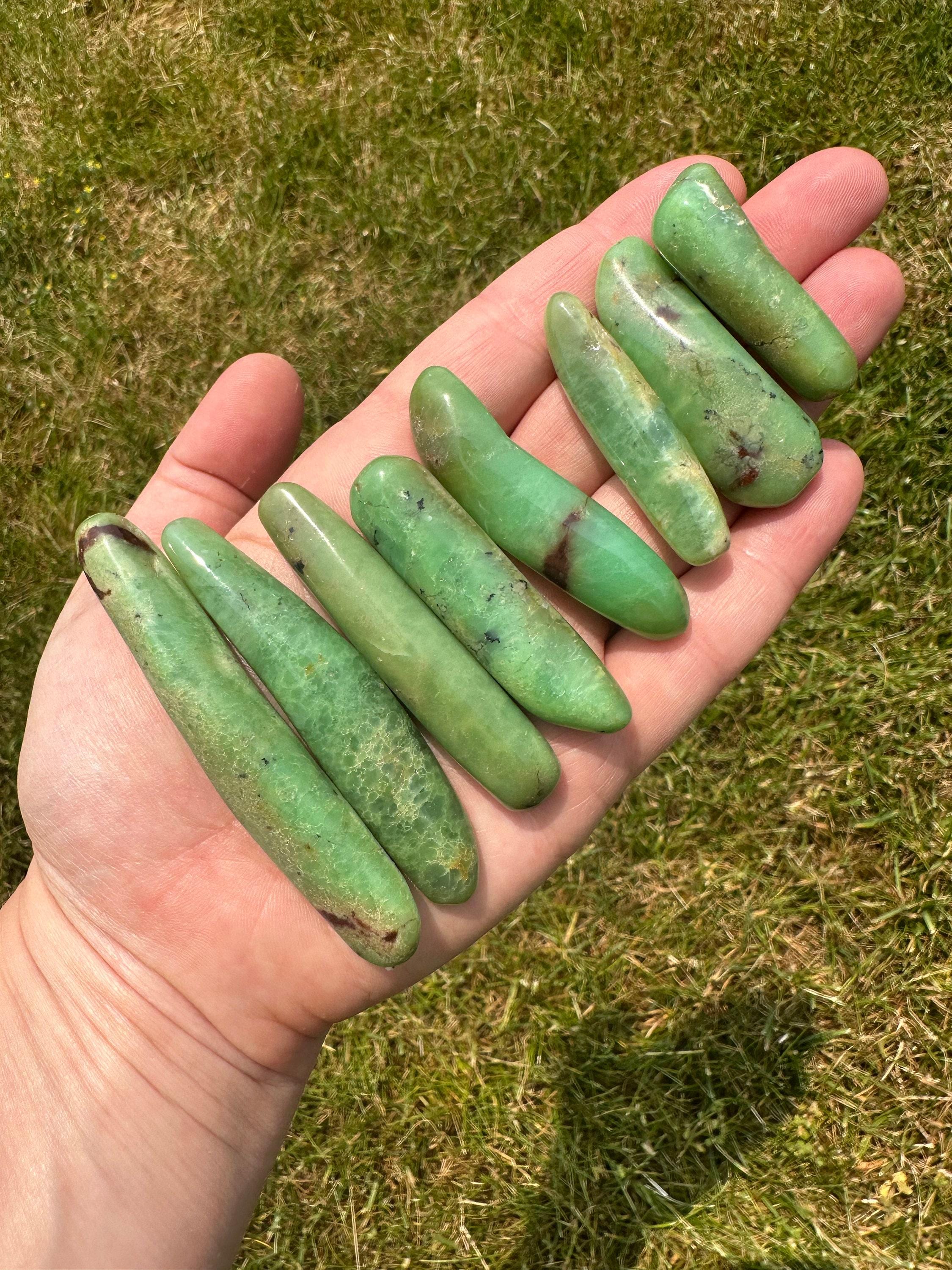 Green Chrysoprase Stick - Tumbled Chrysoprase Crystal - Chrysoprase Tumbled Stone - Chrysoprase Crystal Wand - Light Green Chrysoprase Stick Green Chrysoprase Stick - Tumbled Chrysoprase Crystal - Chrysoprase Tumbled Stone - Chrysoprase Crystal Wand - Light Green Chrysoprase Stick