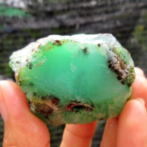 Aaa Chrysoprase Rough: Ethiopian Green Crystal, 850.60 Crt Aaa Chrysoprase Rough: Ethiopian Green Crystal, 850.60 Crt