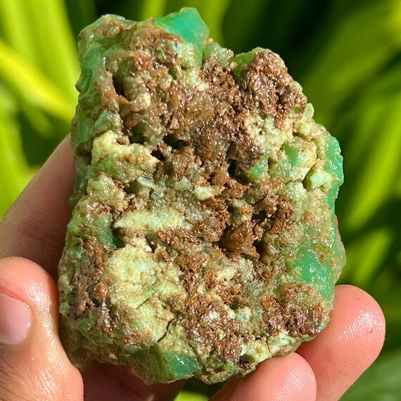 Australian Chrysoprase Raw Stone, Rough Green Gemstone (75.60 Carat) Australian Chrysoprase Raw Stone, Rough Green Gemstone (75.60 Carat)