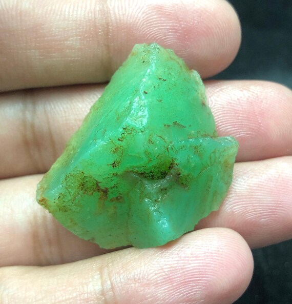 Handpicked Natural Chrysoprase Rough Stone Slice 19.3g 36x27x18mm Handpicked Natural Chrysoprase Rough Stone Slice 19.3g 36x27x18mm