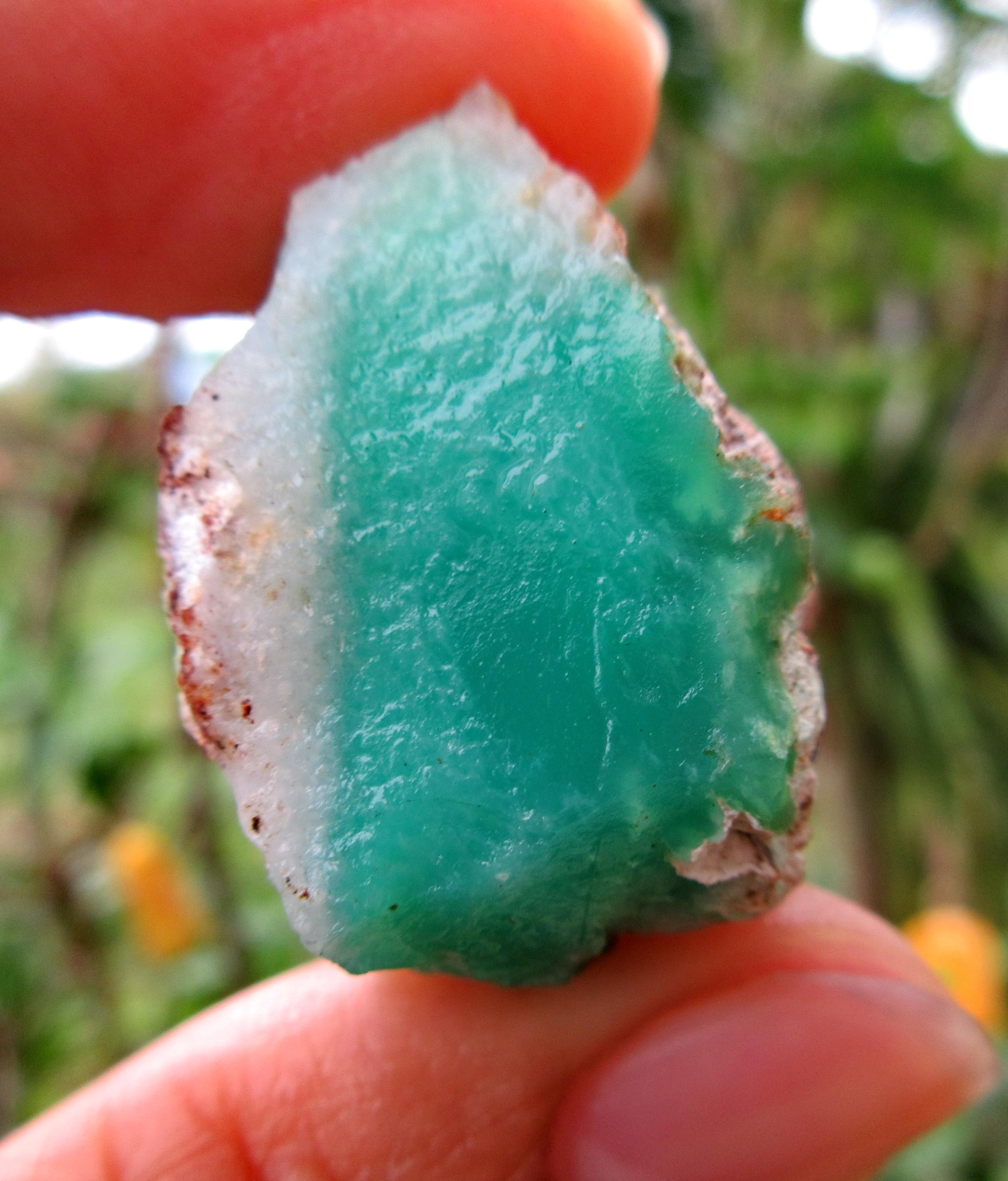Chrysoprase Natural Rough . 89.20 Crt 17.8 Grams. Raw Chrysoprase. Chrysoprase Natural Rough . 89.20 Crt 17.8 Grams. Raw Chrysoprase.