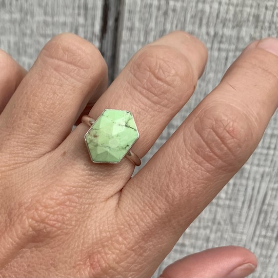 Elongated Hexagon Lime Green Faceted Chrysoprase Sterling Silver Solitaire Ring | Green Stone Ring | Faceted Green Gemstone Ring | Boho