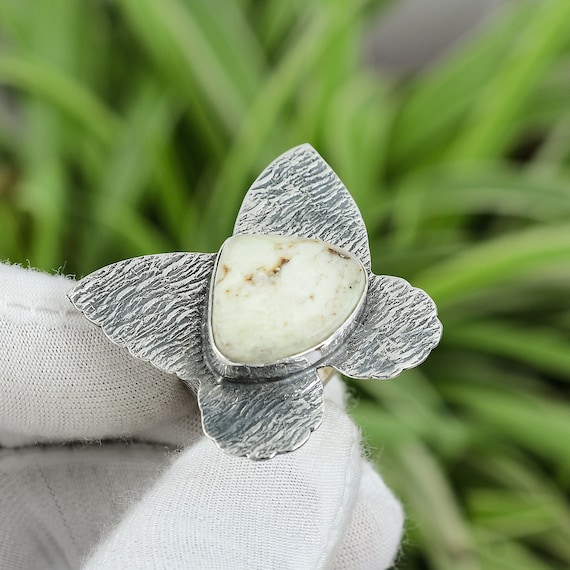 Handmade Lemon Chrysoprase Sterling Silver Ring - Size 8.75