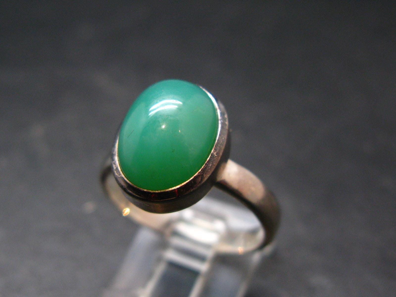 Natural Apple Green Chrysoprase 925 Sterling Silver Ring From Australia - 5.24 Grams - Size 9