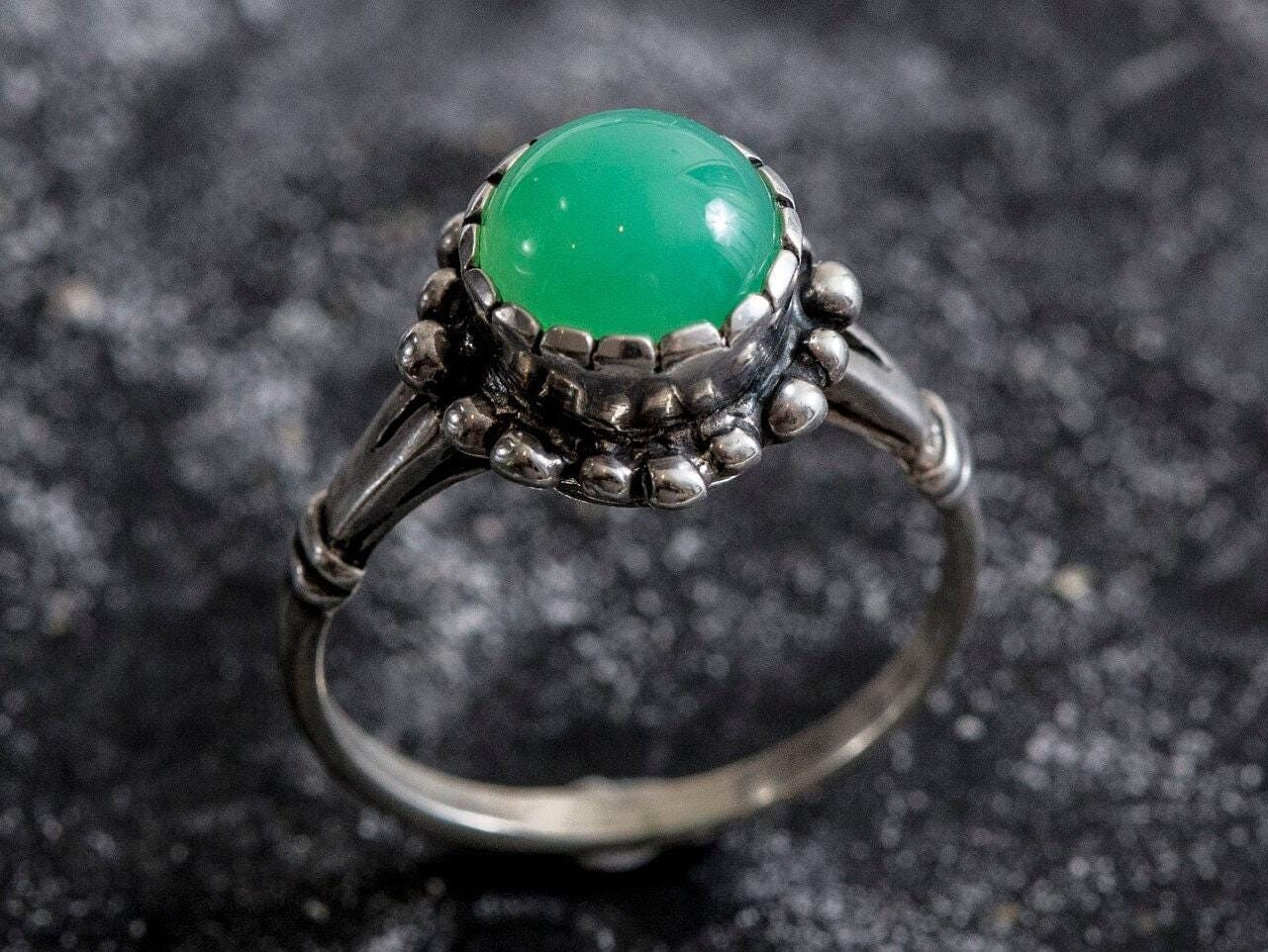 Chrysoprase Ring, Natural Chrysoprase, Vintage Ring, Green Stone Ring, Spring Ring, Solitaire Ring, 925 Solid Silver Ring, Real Chrysoprase Chrysoprase Ring, Natural Chrysoprase, Vintage Ring, Green Stone Ring, Spring Ring, Solitaire Ring, 925 Solid Silver Ring, Real Chrysoprase