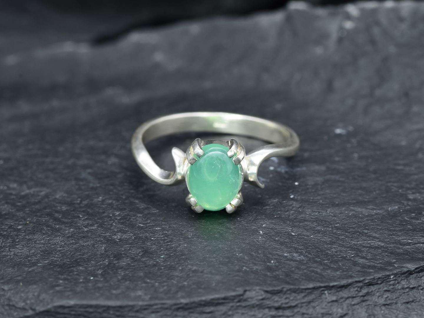 Chrysoprase Ring, Solitaire Silver Ring, Green Gem Ring, Natural Chrysoprase Ring, Vintage Ring, Chrysoprase Jewelry, Bands By Adina